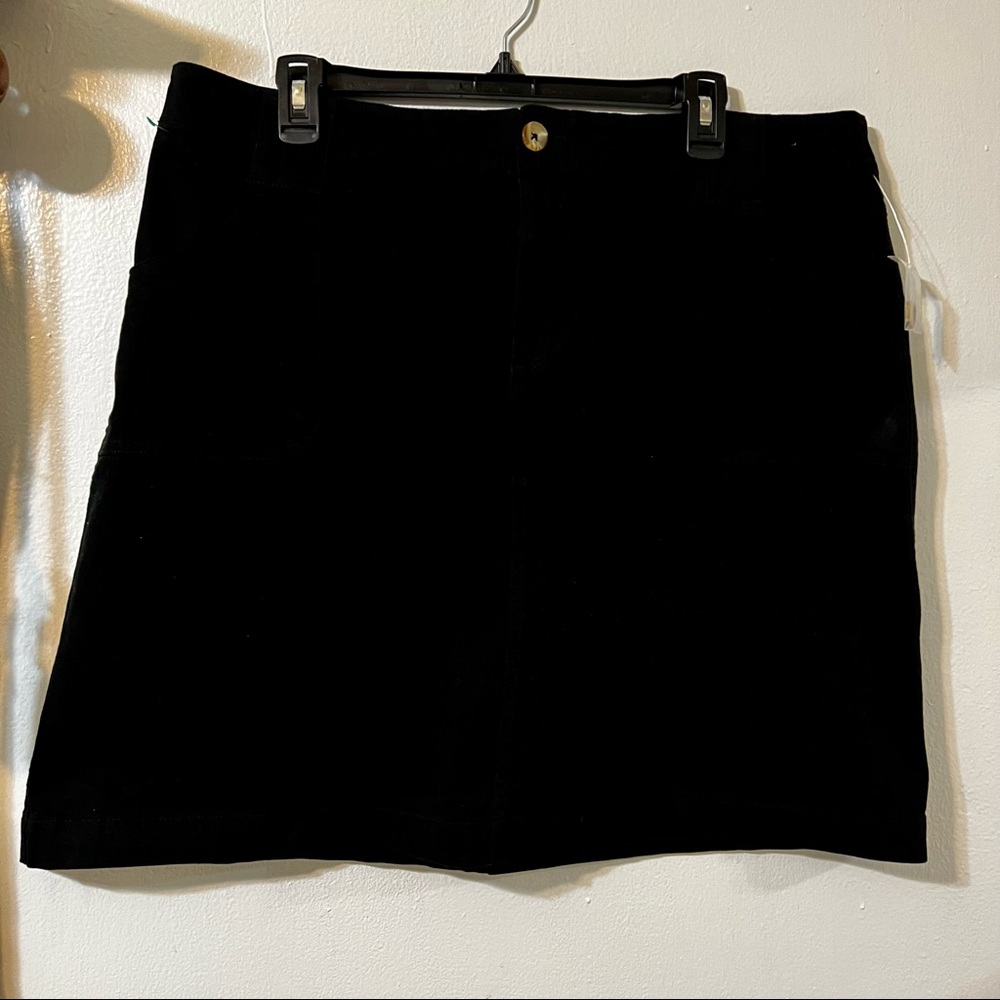 Falls Creek skirt size 16